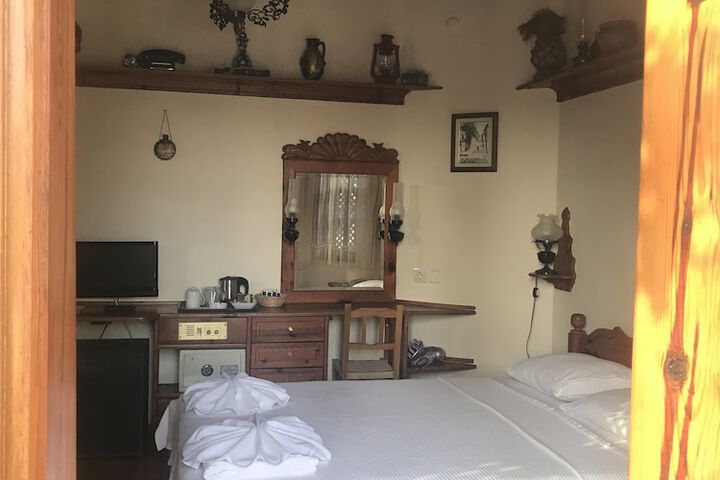 Room 22 of 117