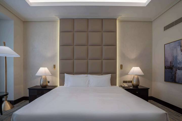 Room 75 of 269