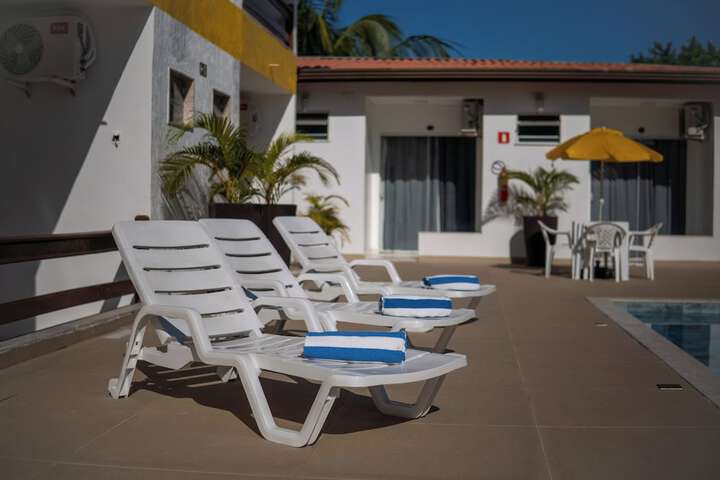 Pool Hotel