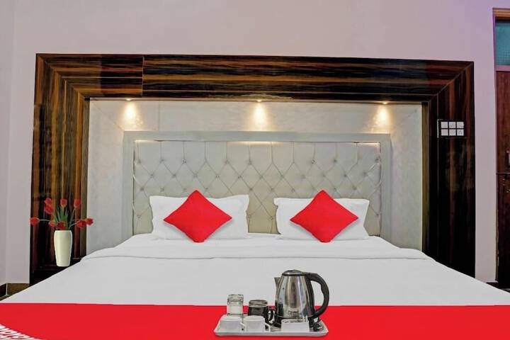 Varanasi Hotel JSB Palace in Varanasi