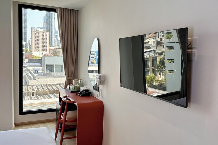 Room 6 of 79