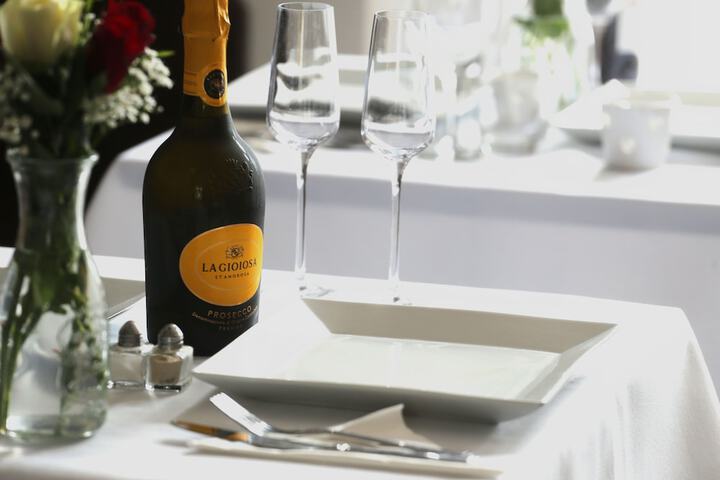 Dining 95 of 141