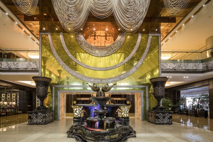 Guest Lobby