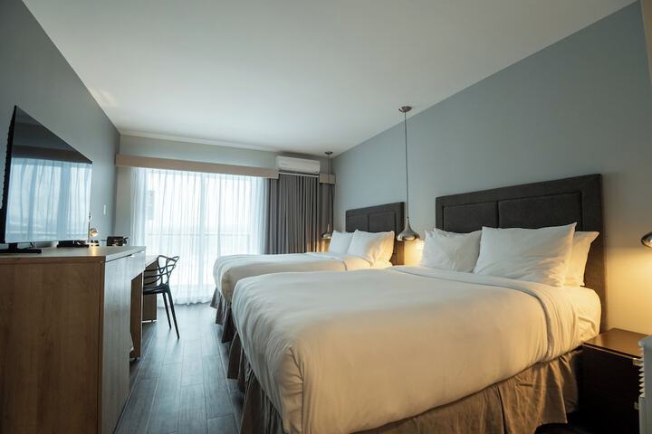 Room 40 of 69