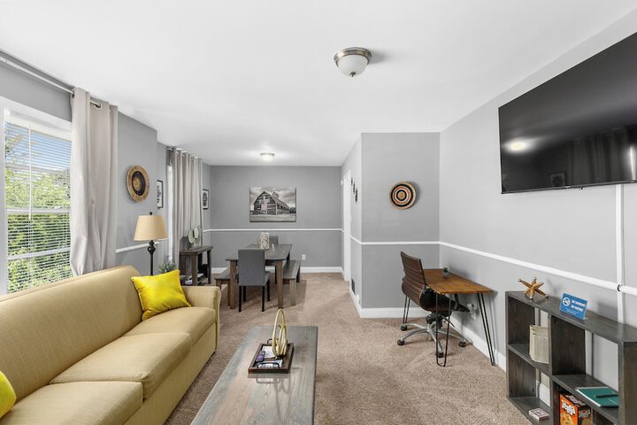 Room 25 of 41
