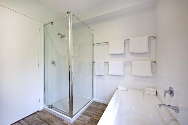 Room 15 of 20