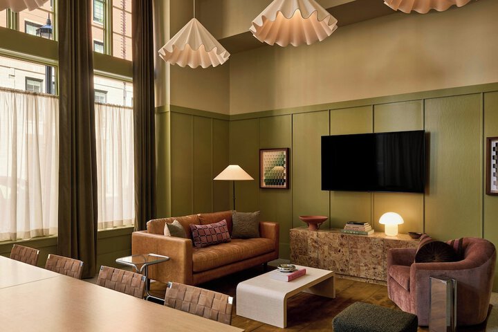 Hotel Interior 10 of 89