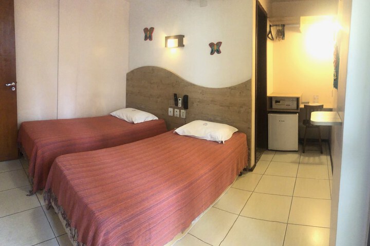 Room 10 of 80