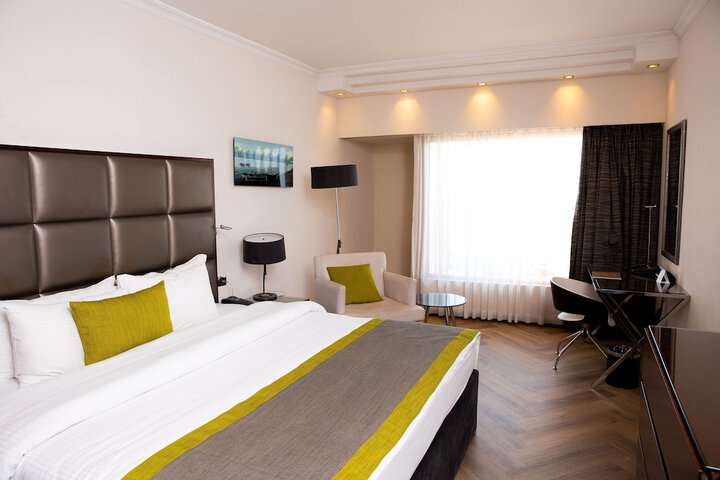 Room 17 of 62