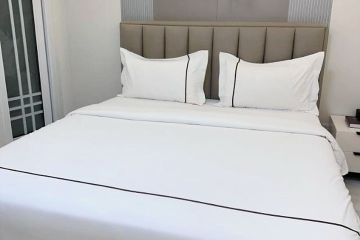 Room 16 of 43
