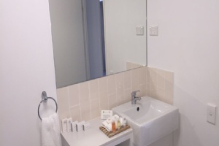 Room 200 of 204