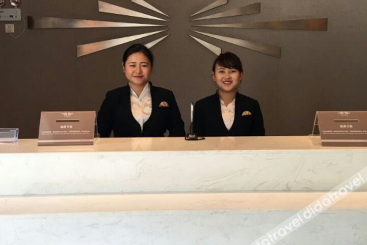 Beiqing Lvju Hotel
