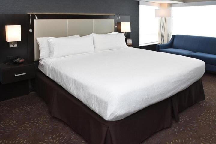 Standard | King Bed (30 of 33)