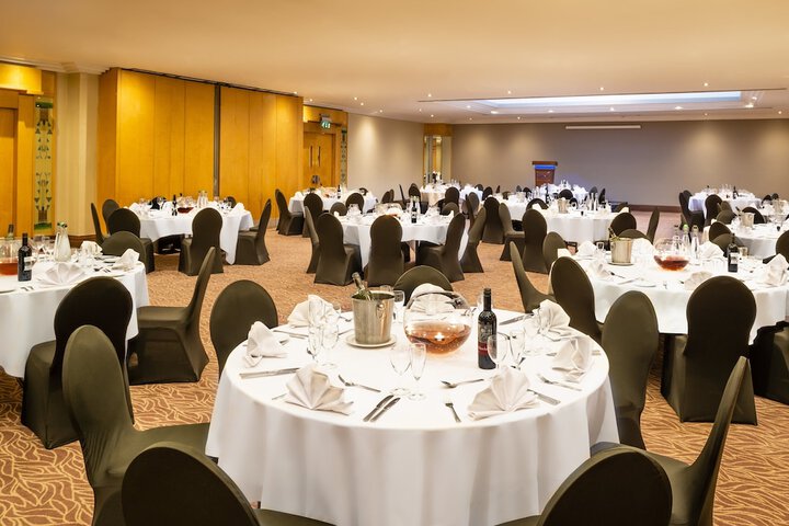 Ballroom/Hall 33 of 56