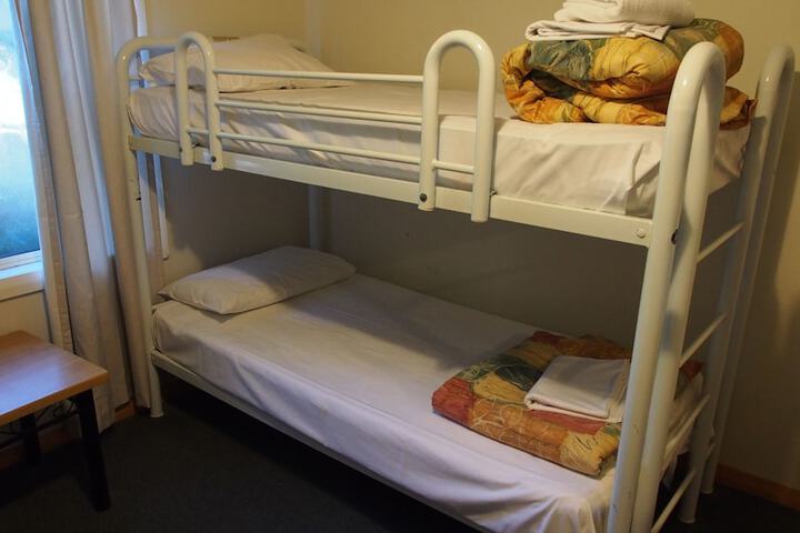 Room 13 of 141