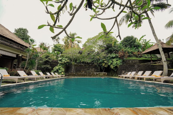 Pool 83 of 109