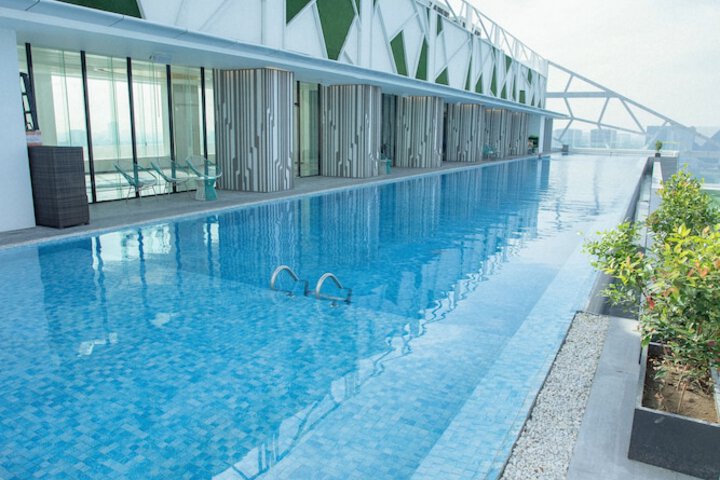 Pool 34 of 46