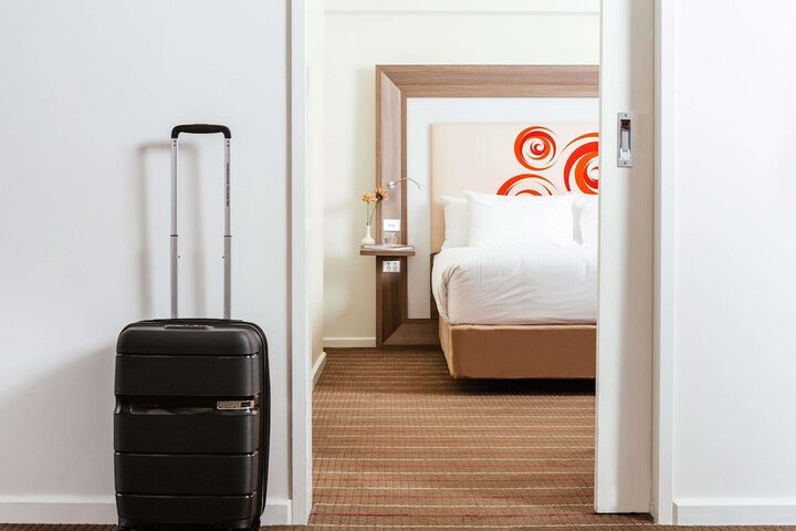 Room 13 of 68