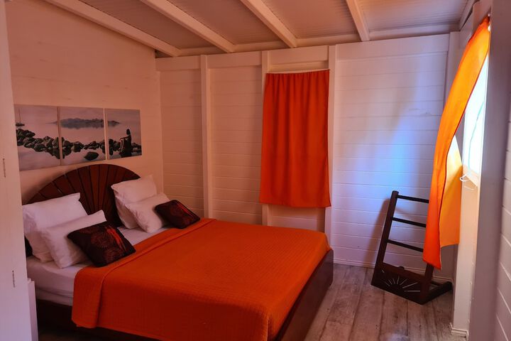 Room 8 of 24