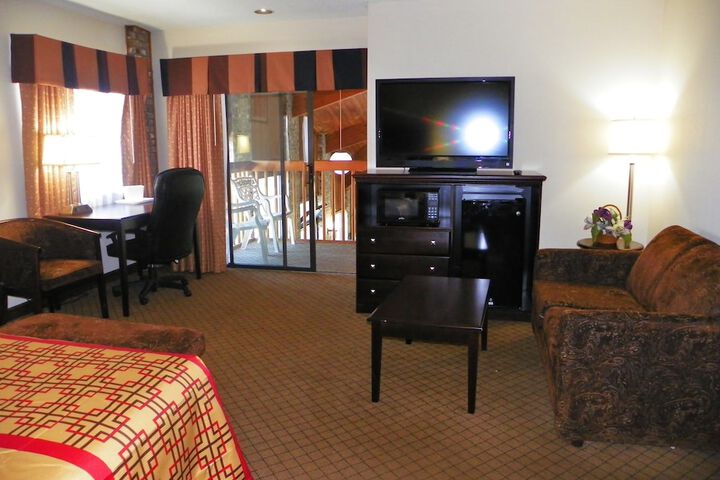 Room 10 of 24
