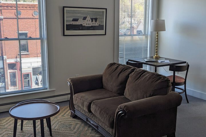 Room 18 of 46