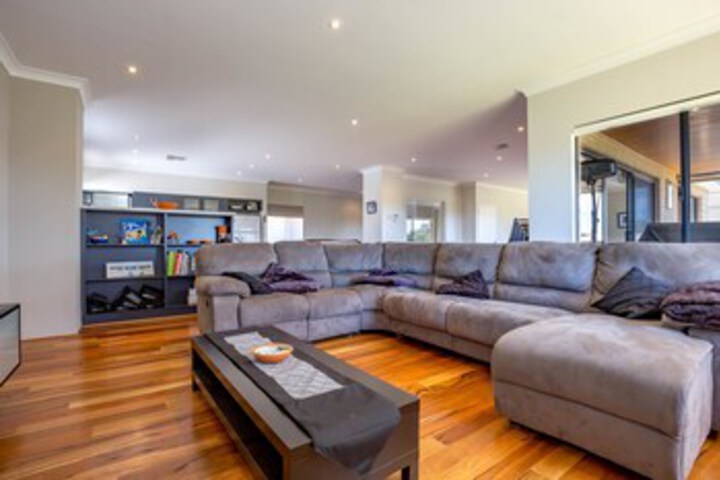 Hotel Interior 11 of 30