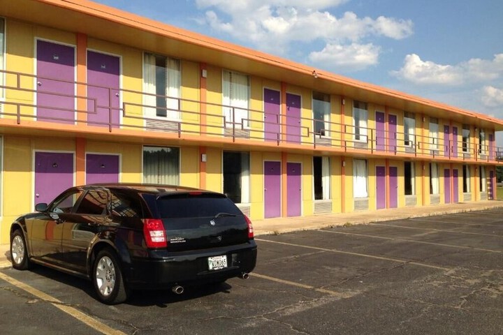 Hotel 16 of 16