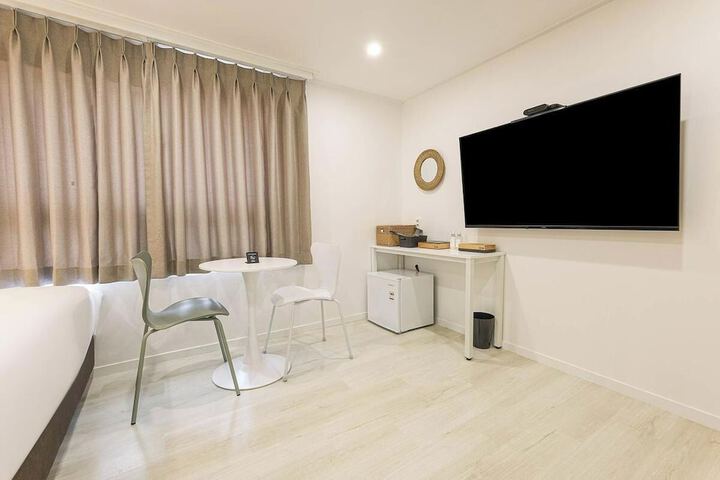 Room 14 of 41
