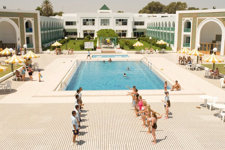 Hotel Pool