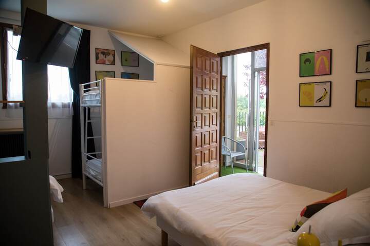 Room 12 of 29