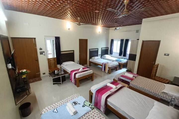 Room 54 of 84