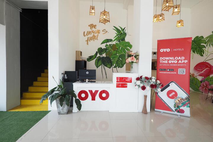 OYO 937 The​ Unique​ S​ Hotel​