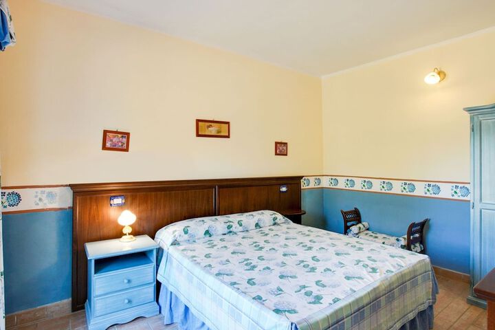 Room 19 of 181