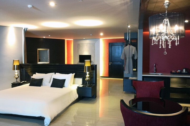 Room 16 of 89