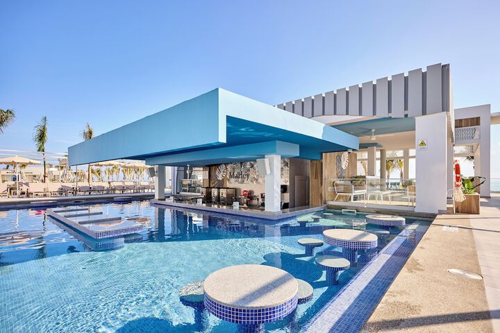 Pool 39 of 101