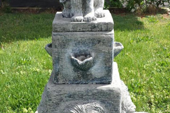 General 8 of 18