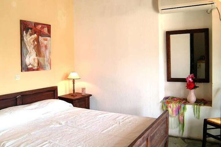 Room 8 of 65