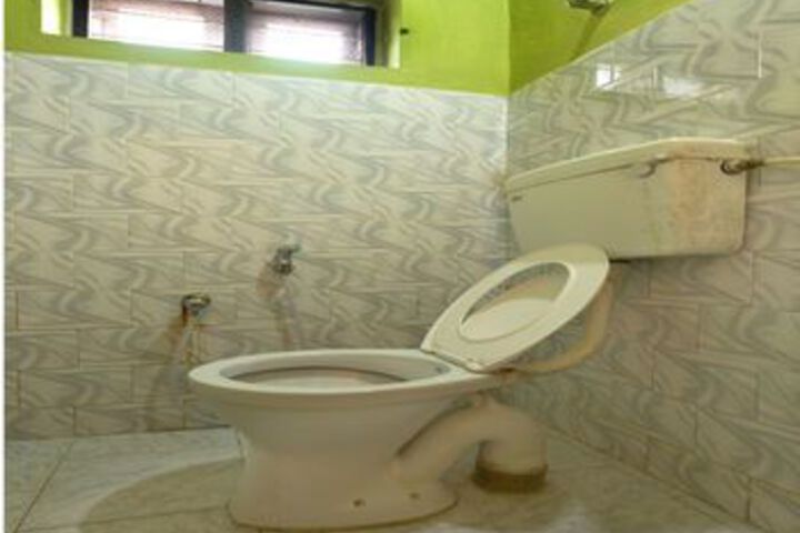 Room 2 of 20