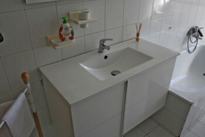 Room 6 of 19