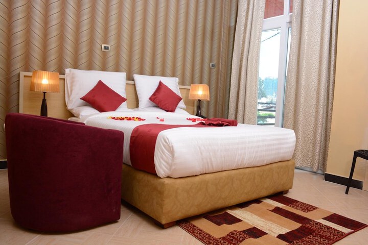 Room 15 of 43