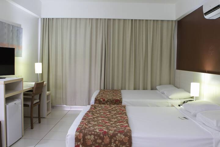 Room 15 of 93