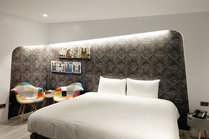 Room 56 of 119