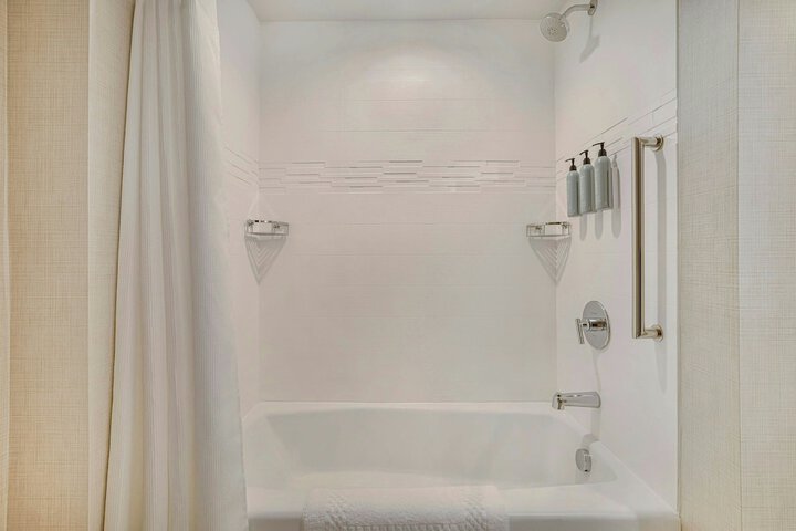Room 35 of 67