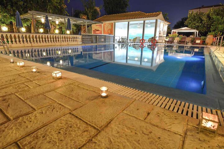 Pool 48 of 103