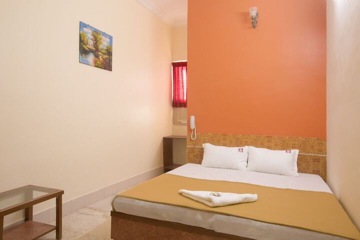 Room 3 of 5