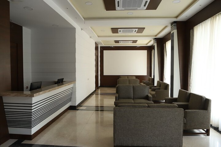 Hotel Interior 12 of 171