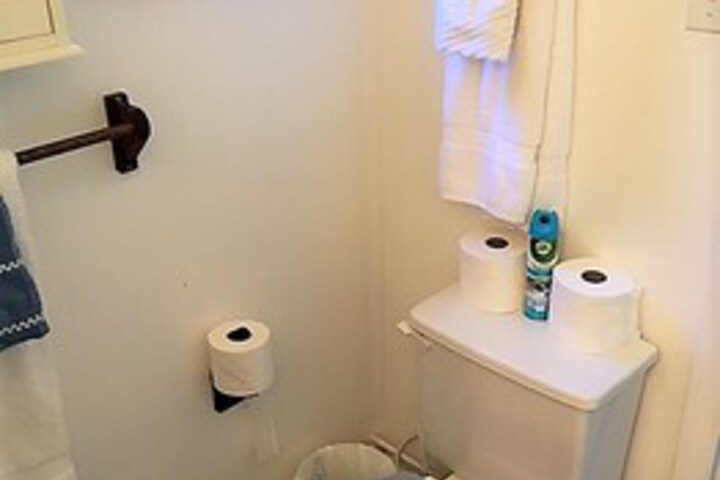 Room 5 of 71