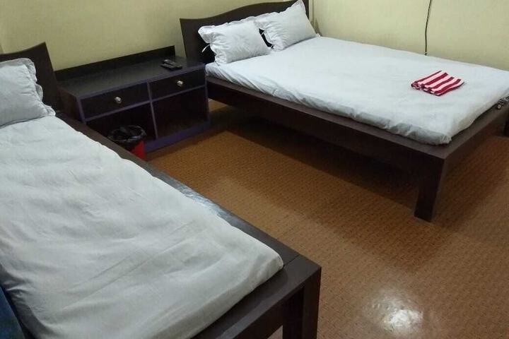 Room 10 of 24