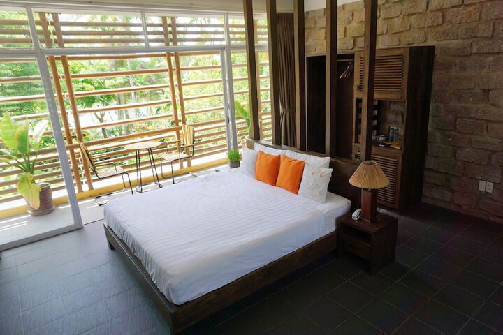 Room 15 of 92