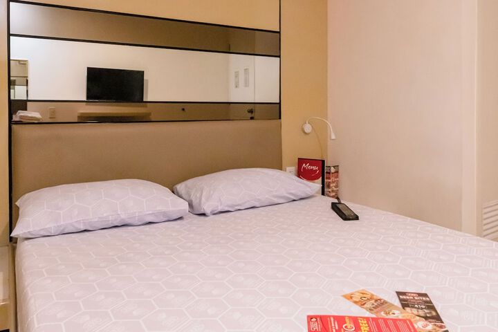 Room 19 of 33